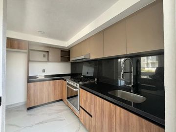 Departamento en  venta de 3 recamaras y alberca a 5 min de FINSA
