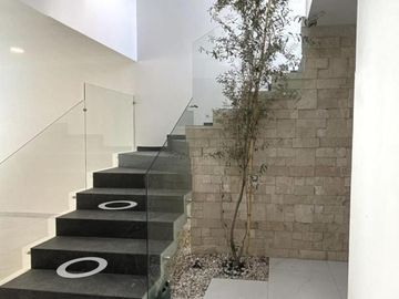 CASA EN VENTA EN LOMAS DE ANGELÓPOLIS III, PARQUE CUERNAVACA, SAN ANDRÉS CHOLULA, PUEBLA.
