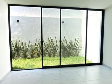 CASA EN VENTA EN LOMAS DE ANGELÓPOLIS III, PARQUE CUERNAVACA, SAN ANDRÉS CHOLULA, PUEBLA.