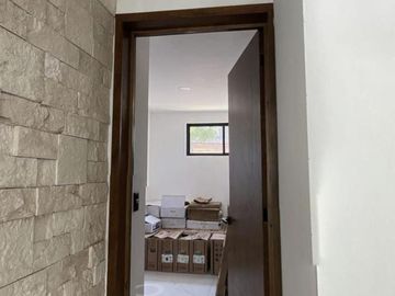 CASA EN VENTA EN LOMAS DE ANGELÓPOLIS III, PARQUE CUERNAVACA, SAN ANDRÉS CHOLULA, PUEBLA.