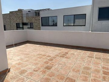 CASA EN VENTA EN LOMAS DE ANGELÓPOLIS III, PARQUE CUERNAVACA, SAN ANDRÉS CHOLULA, PUEBLA.