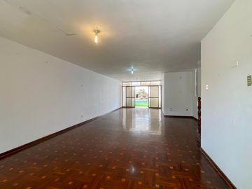 Casa en  Alquiler