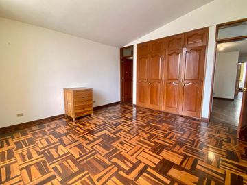 Casa en  Alquiler