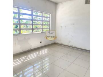 VENTA O ALQUILER DE TERRENO Y GALERA EN JUAN DIAZ