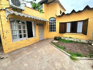 Casa PH en venta en Ituzaingo Norte
