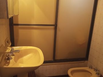 Casa para 2 Familias en venta en Quilmes Este