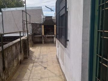 Casa para 2 Familias en venta en Quilmes Este