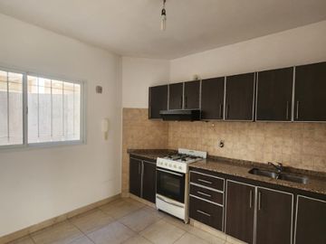 Duplex en alquiler en Banfield Oeste