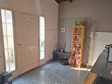 Casas Multifamiliar 7 amb en Venta Loma Hermosa