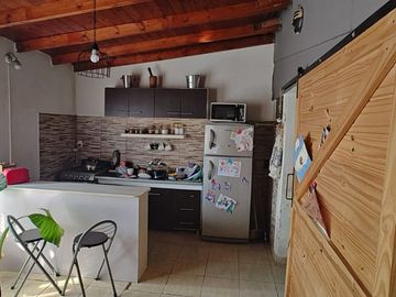Casas Multifamiliar 7 amb en Venta Loma Hermosa
