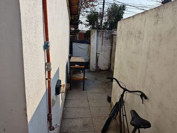 Casas Multifamiliar 7 amb en Venta Loma Hermosa