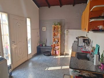 Casas Multifamiliar 7 amb en Venta Loma Hermosa