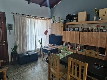 Casas Multifamiliar 7 amb en Venta Loma Hermosa