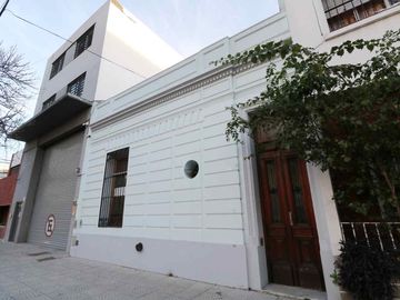 HERMOSA CASA FLORESTA  5 AMB C QUINCHO !