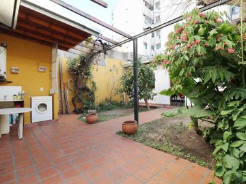 HERMOSA CASA FLORESTA  5 AMB C QUINCHO !