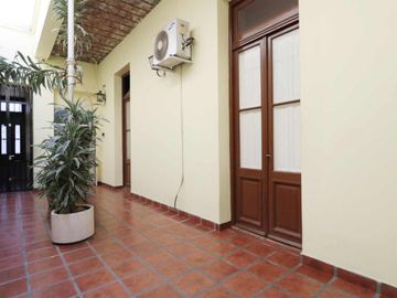 HERMOSA CASA FLORESTA  5 AMB C QUINCHO !