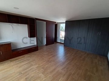 CASA DE VENTA EN POMASQUI