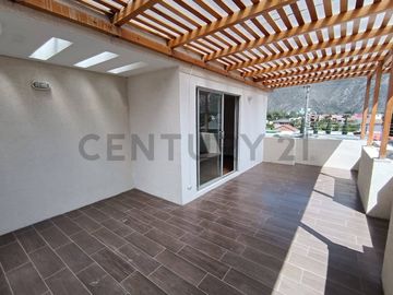 CASA DE VENTA EN POMASQUI