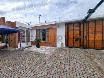 Casa de Venta en Sangolqui Fajardo