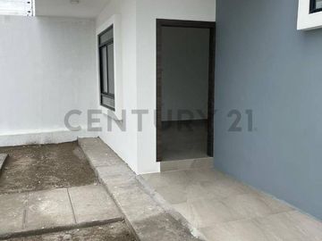 VENTA DE HERMOSA CASA CON VISTA AL MAR