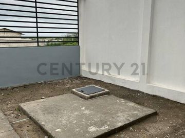 VENTA DE HERMOSA CASA CON VISTA AL MAR