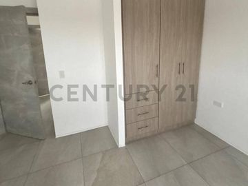 VENDO CASA COMPLETAMENTE NUEVA EN LOS ESTEROS DE MANTA