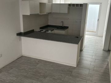 VENTA DEPTO 1 AMB DIV A ESTR C/PATIO SAN CRISTOBAL