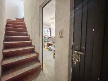 Venta PH 3 ambientes cochera Olivos a refaccionar