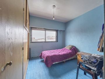 Venta PH 3 ambientes cochera Olivos a refaccionar