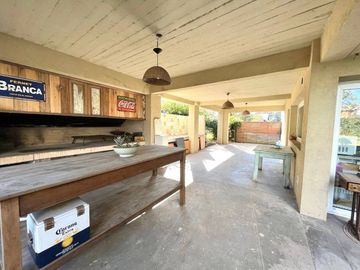 Venta casa 6 amb en Barrio El Aromo APTA CREDITO