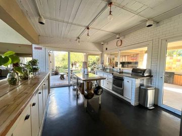 Venta casa 6 amb en Barrio El Aromo APTA CREDITO