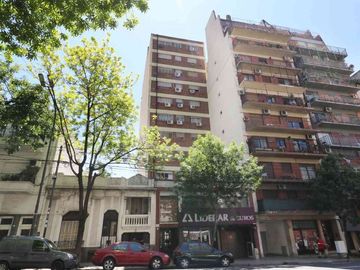 DEPARTAMENTO 4 AMBIENTES VENTA BOEDO COCHERA