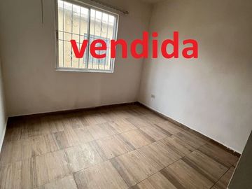 CASA EN UNIDAD muy bonita en el conjunto encontraras alberca centro deportivo y escuelas, ven a conocerla