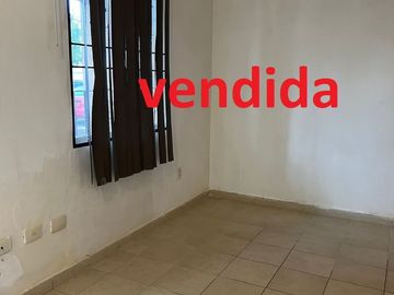 CASA EN UNIDAD muy bonita en el conjunto encontraras alberca centro deportivo y escuelas, ven a conocerla