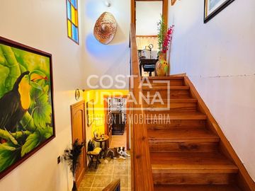 Gran casa en Los Almendros, Reñaca