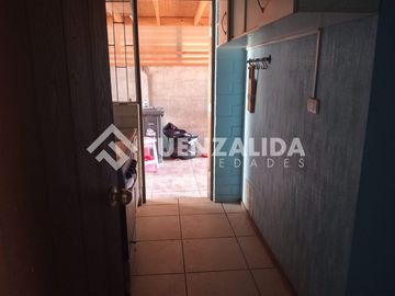 Casa en Venta en Pasaje Padre Gustavo Le Paige / Av. Aeropuerto