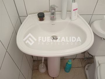 Casa en Venta en Pasaje Padre Gustavo Le Paige / Av. Aeropuerto