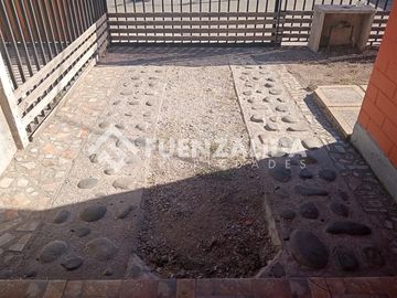 Casa en Venta en Pasaje Padre Gustavo Le Paige / Av. Aeropuerto
