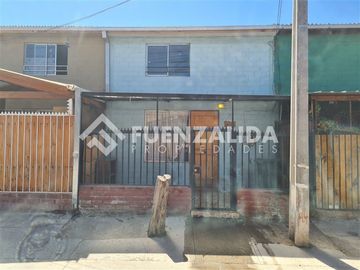 Casa en Venta en Casa en Curacaví Sector Germán Riesco