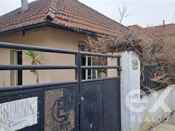 Casa en Venta en Cousin con Seminario