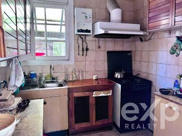 Casa en Venta en Cousin con Seminario