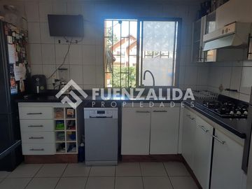 Casa en Venta en Av Consistorial / Francisco Otta