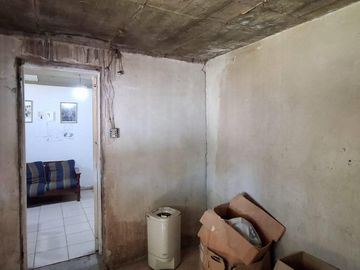 En Venta, Casa de 3 dormitorios, a reciclar,  B° Confluencia, Neuquén