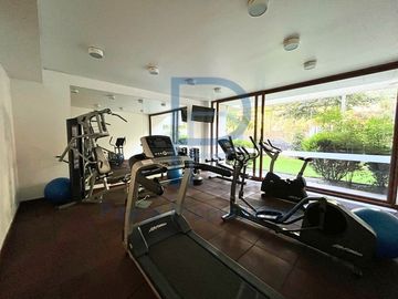 HERMOSO DUPLEX CON MARAVILLOSA VISTA DESPEJADA