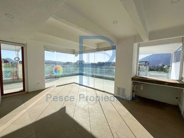 HERMOSO DUPLEX CON MARAVILLOSA VISTA DESPEJADA