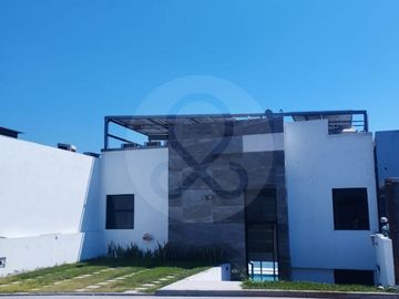 COLINAS DEL LAGO Casa en condominio en venta en Pueblo Tequesquitengo