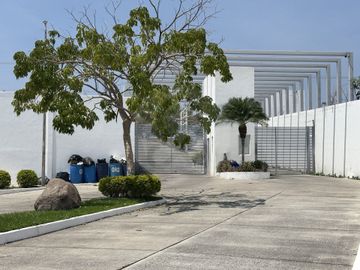 COLINAS DEL LAGO Casa en condominio en venta en Pueblo Tequesquitengo