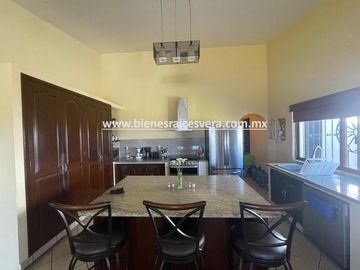 CASA EN VENTA EN EL JAZMIN, SN JUAN DEL RIO, QRO. Fanny