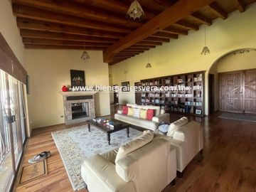 CASA EN VENTA EN EL JAZMIN, SN JUAN DEL RIO, QRO. Fanny