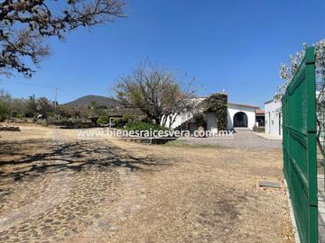 CASA EN VENTA EN EL JAZMIN, SN JUAN DEL RIO, QRO. Fanny